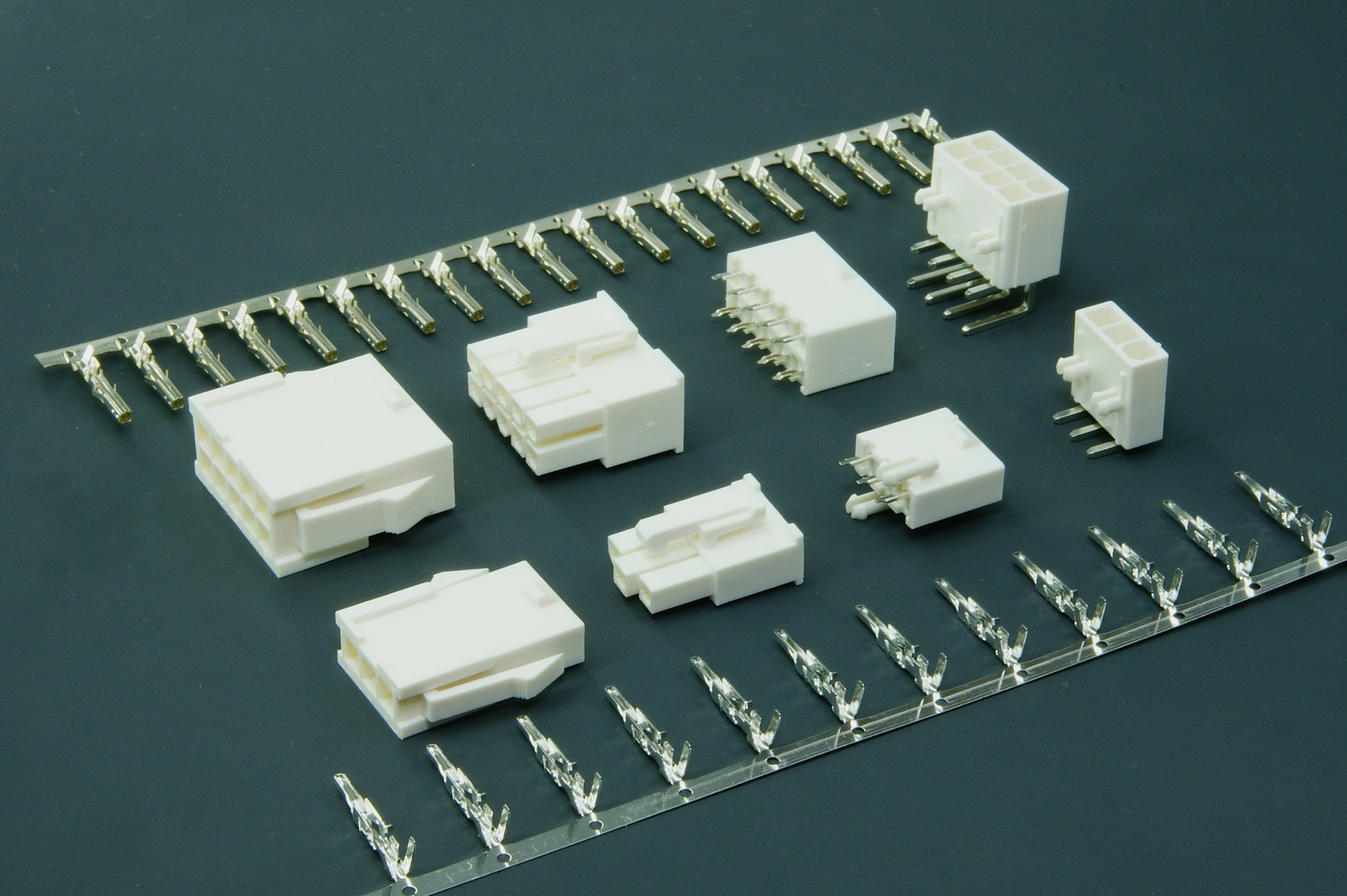 4 2mm 165 Pitch Yy 5900 Gwt Series 毅耀实业股份有限公司